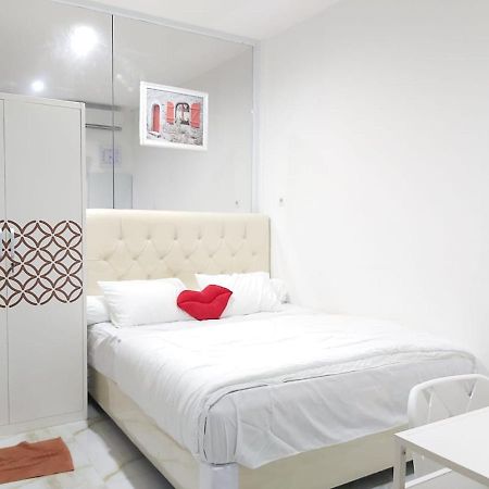 Alex Hostel 2 Palembang Exterior photo