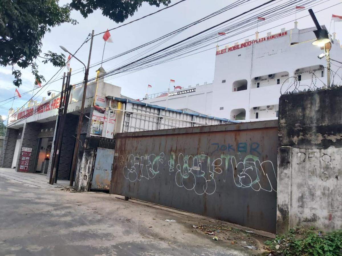 Alex Hostel 2 Palembang Exterior photo